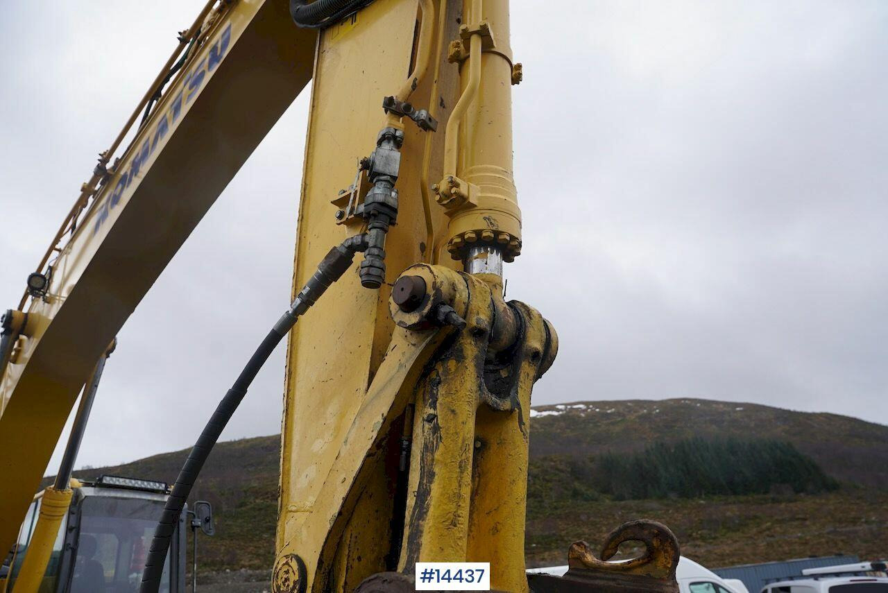 Excavator Komatsu PC228USLC-10: picture 30