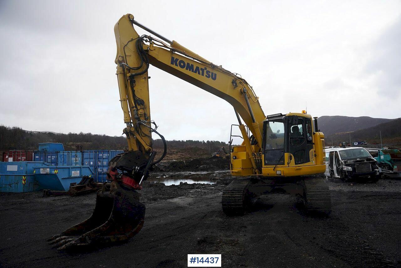 Excavator Komatsu PC228USLC-10: picture 8