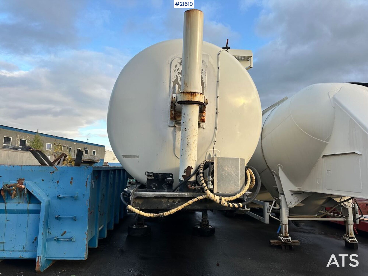 Spitzer 1996 Spitzer silo-trailer 3 akslet bulkhenger - Silo semi-trailer: picture 2 Spitzer 1996 Spitzer silo-trailer 3 akslet bulkhenger - Silo semi-trailer: picture 2