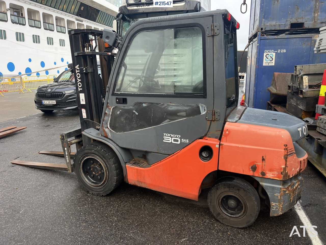 Toyota 02-8FDJF35 - Diesel forklift: picture 3 Toyota 02-8FDJF35 - Diesel forklift: picture 3