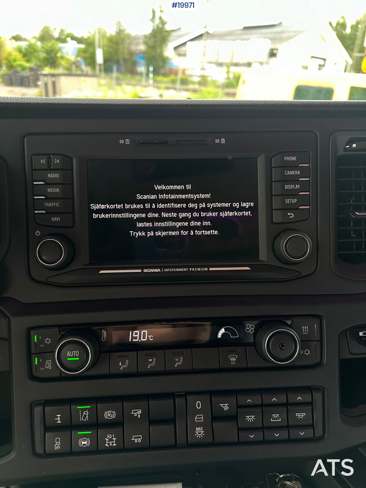 Tractor truck Scania R540: picture 20