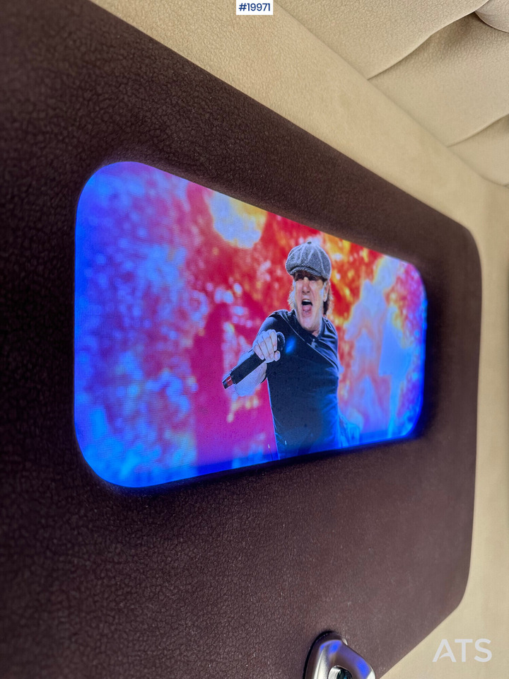 Tractor truck Scania R540: picture 13