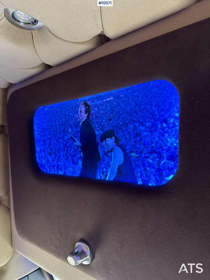 Tractor truck Scania R540: picture 17