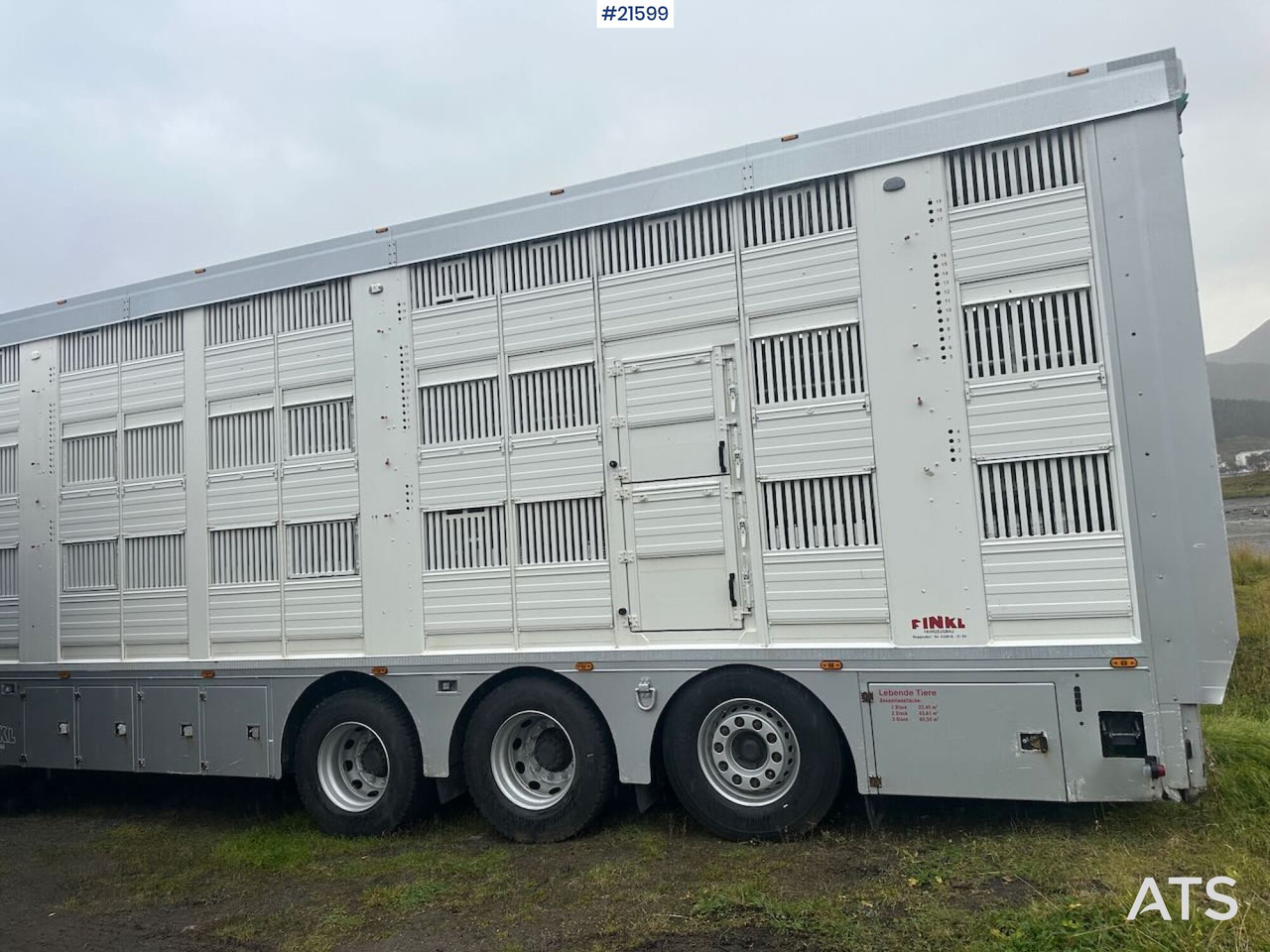 Volvo 540 8x4 dyrebil m/ Finkl påbygg, onspot og godkjent til 225 dyr - Livestock truck: picture 5 Volvo 540 8x4 dyrebil m/ Finkl påbygg, onspot og godkjent til 225 dyr - Livestock truck: picture 5