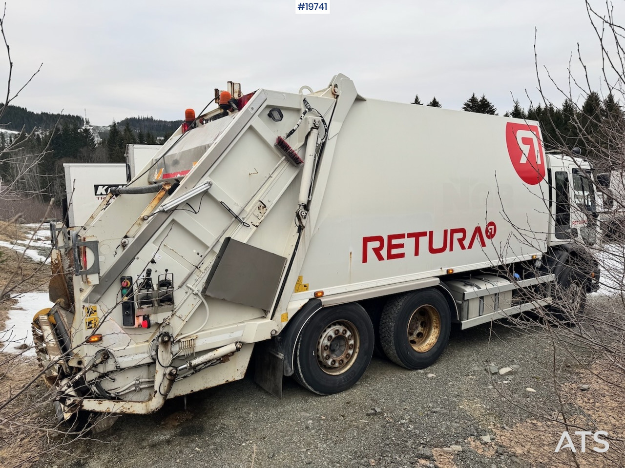 Volvo FE340 - Garbage truck: picture 5 Volvo FE340 - Garbage truck: picture 5