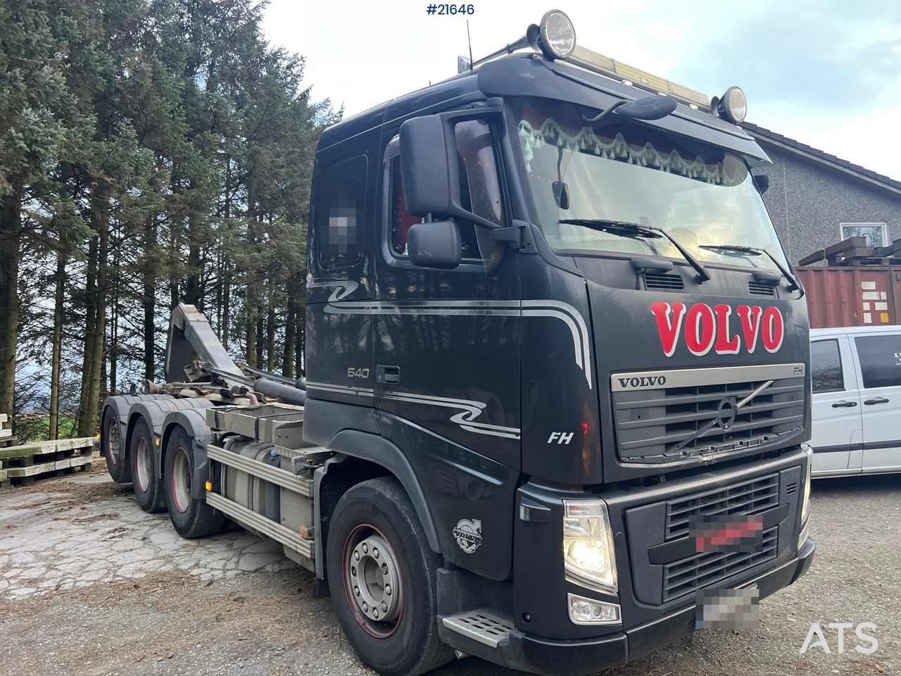 Volvo FH13 8x4 tridem krokbil m/ 20t Hiab krok og opplegg for kran - Crane truck: picture 3 Volvo FH13 8x4 tridem krokbil m/ 20t Hiab krok og opplegg for kran - Crane truck: picture 3