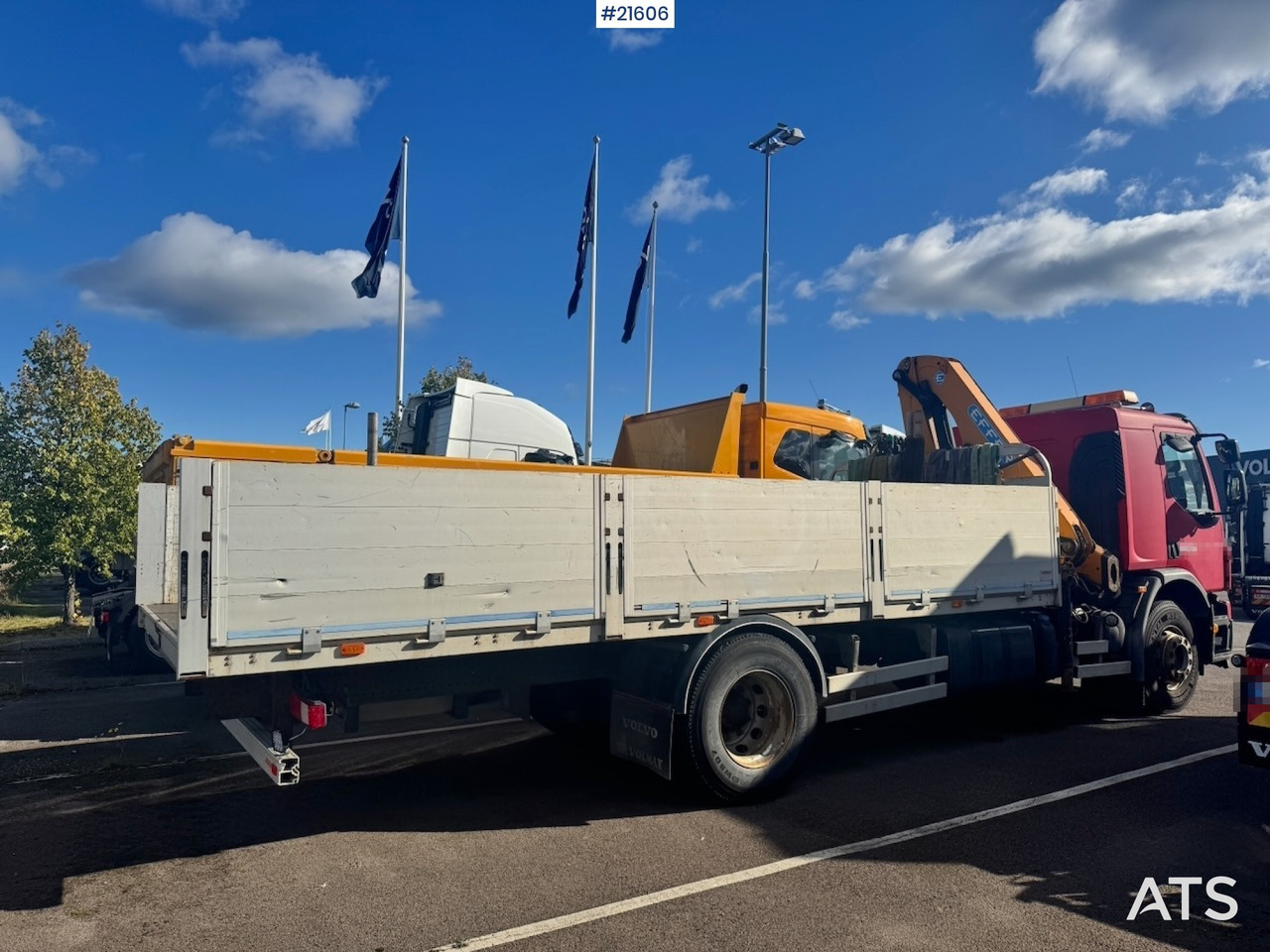 Volvo Volvo FE320 4x2 Kranbil m/ Effer 145 Kran - Crane truck: picture 3 Volvo Volvo FE320 4x2 Kranbil m/ Effer 145 Kran - Crane truck: picture 3