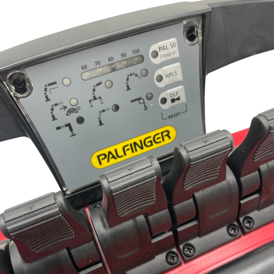 PALFINGER RADIO REMOTE CONTROL EEA4481A - Electrical system for Truck mounted crane: picture 3 PALFINGER RADIO REMOTE CONTROL EEA4481A - Electrical system for Truck mounted crane: picture 3