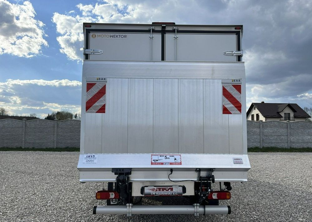 Volkswagen Crafter - Refrigerated delivery van: picture 5 Volkswagen Crafter - Refrigerated delivery van: picture 5