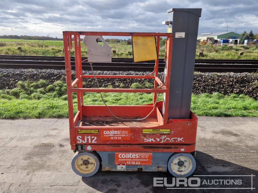 2014 SkyJack SJ12 - Aerial platform: picture 2 2014 SkyJack SJ12 - Aerial platform: picture 2