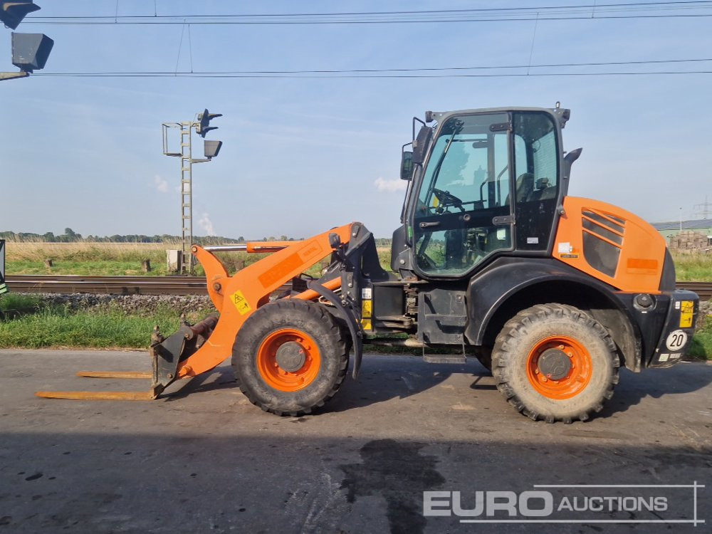 2015 Komatsu WA100M-7 - Wheel loader: picture 2 2015 Komatsu WA100M-7 - Wheel loader: picture 2