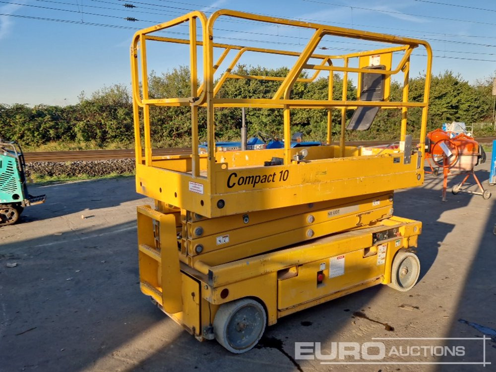 2016 Haulotte Compact 10 - Aerial platform: picture 1 2016 Haulotte Compact 10 - Aerial platform: picture 1