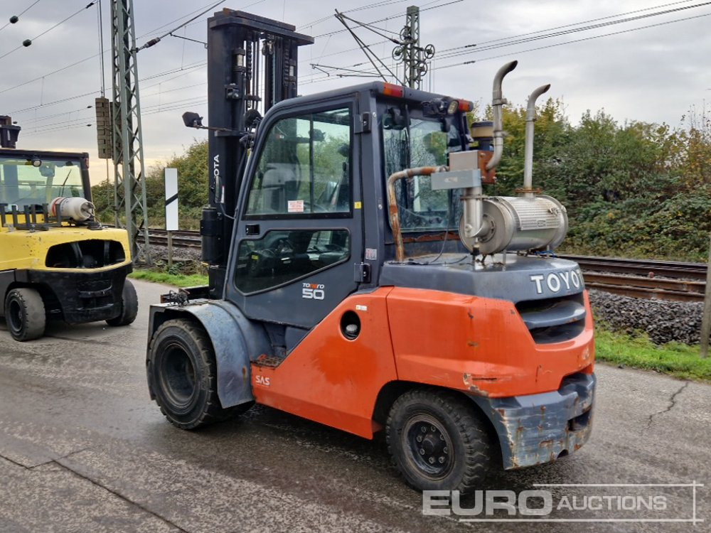 2016 Toyota 40-8FD50N - Forklift: picture 3 2016 Toyota 40-8FD50N - Forklift: picture 3