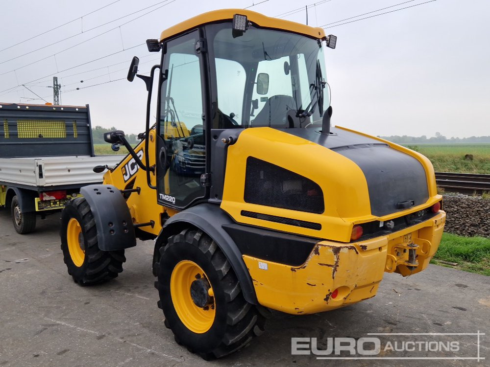 2017 JCB TM220 - Wheel loader: picture 3 2017 JCB TM220 - Wheel loader: picture 3