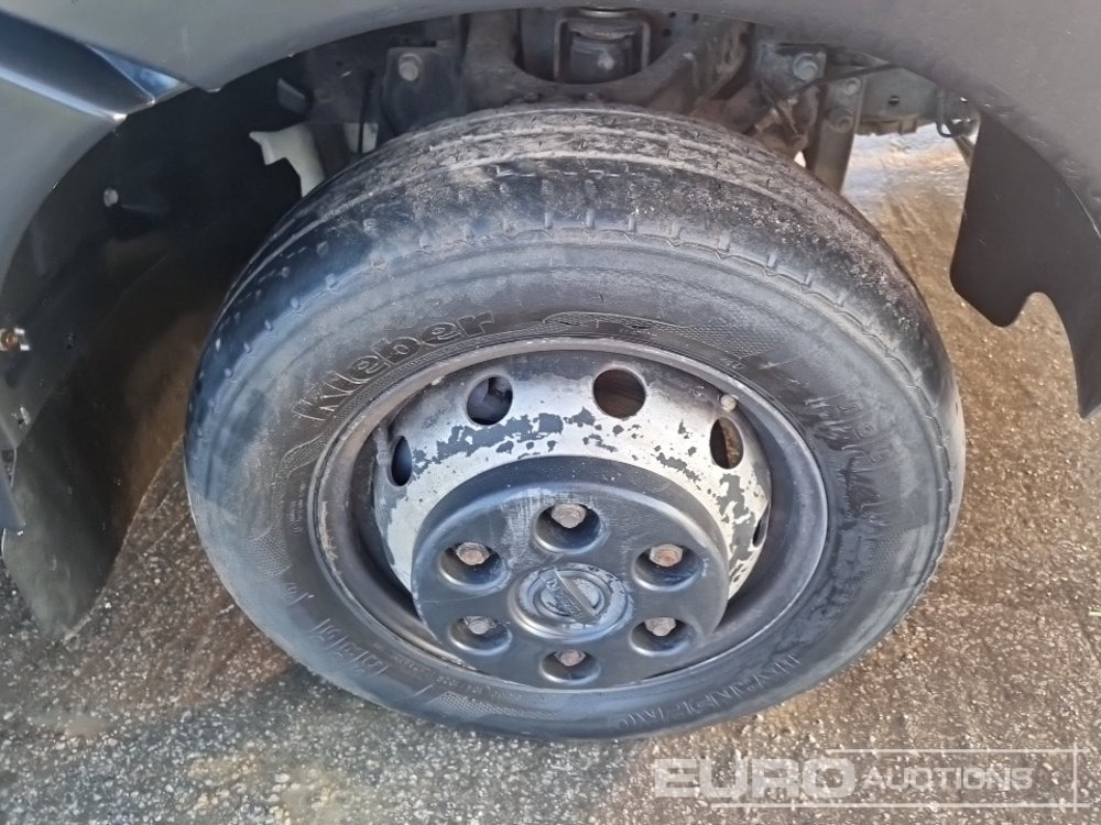 Tipper van 2017 Nissan NT400: picture 9 Tipper van 2017 Nissan NT400: picture 9