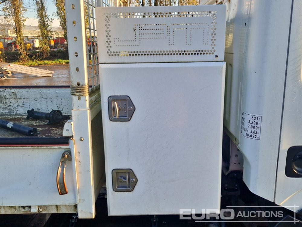 Tipper van 2017 Nissan NT400: picture 22 Tipper van 2017 Nissan NT400: picture 22