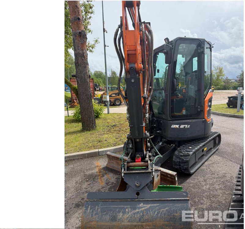 2023 Develon DX 27Z-7 2 buckets - Mini excavator: picture 1 2023 Develon DX 27Z-7 2 buckets - Mini excavator: picture 1