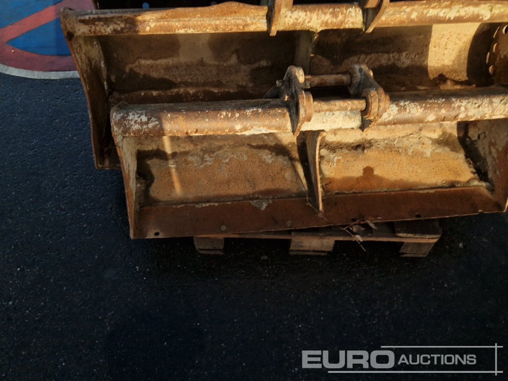 47", 59", 70" Ditching Buckets - Bucket: picture 5 47", 59", 70" Ditching Buckets - Bucket: picture 5