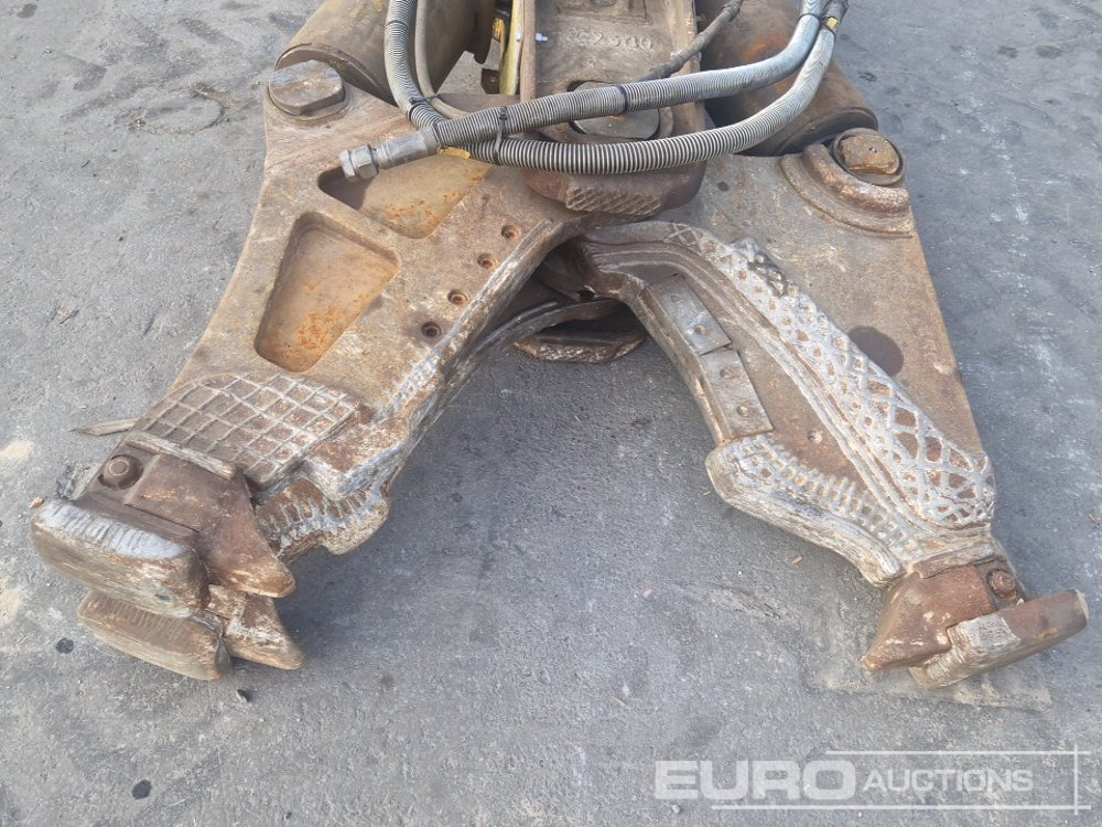 2013 Atlas Copco CC2500 - Attachment for Excavator: picture 5 2013 Atlas Copco CC2500 - Attachment for Excavator: picture 5