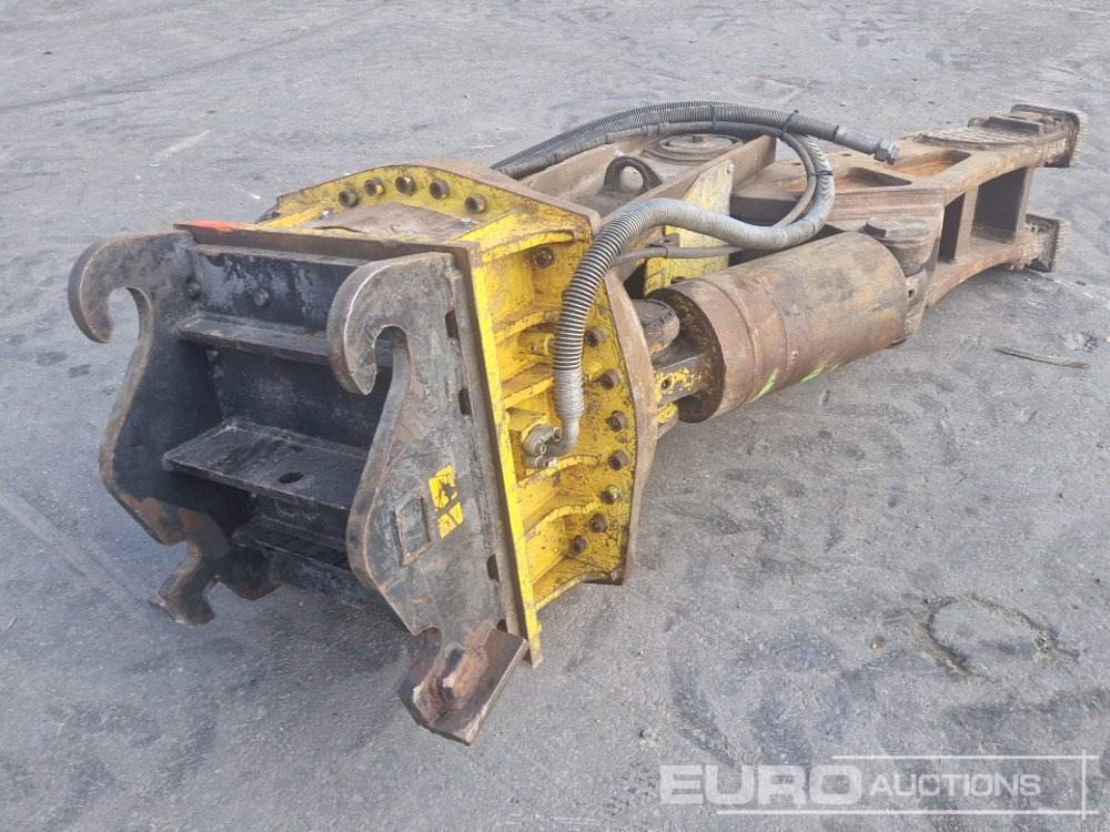 2013 Atlas Copco CC2500 - Attachment for Excavator: picture 3 2013 Atlas Copco CC2500 - Attachment for Excavator: picture 3
