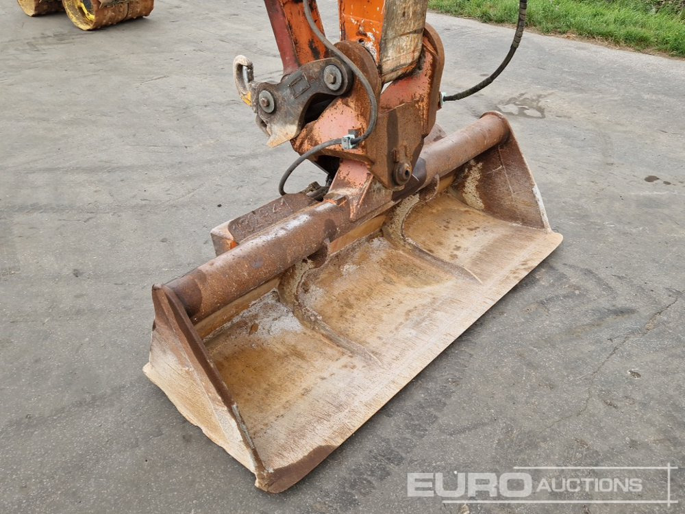 Wheel excavator Hitachi ZX140W-3: picture 16