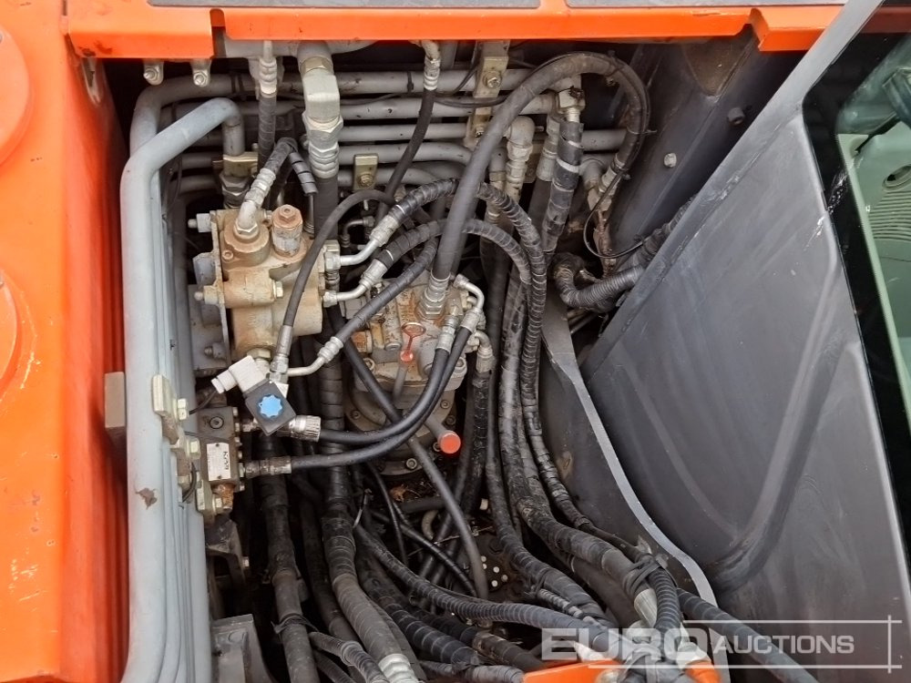 Wheel excavator Hitachi ZX140W-3: picture 27