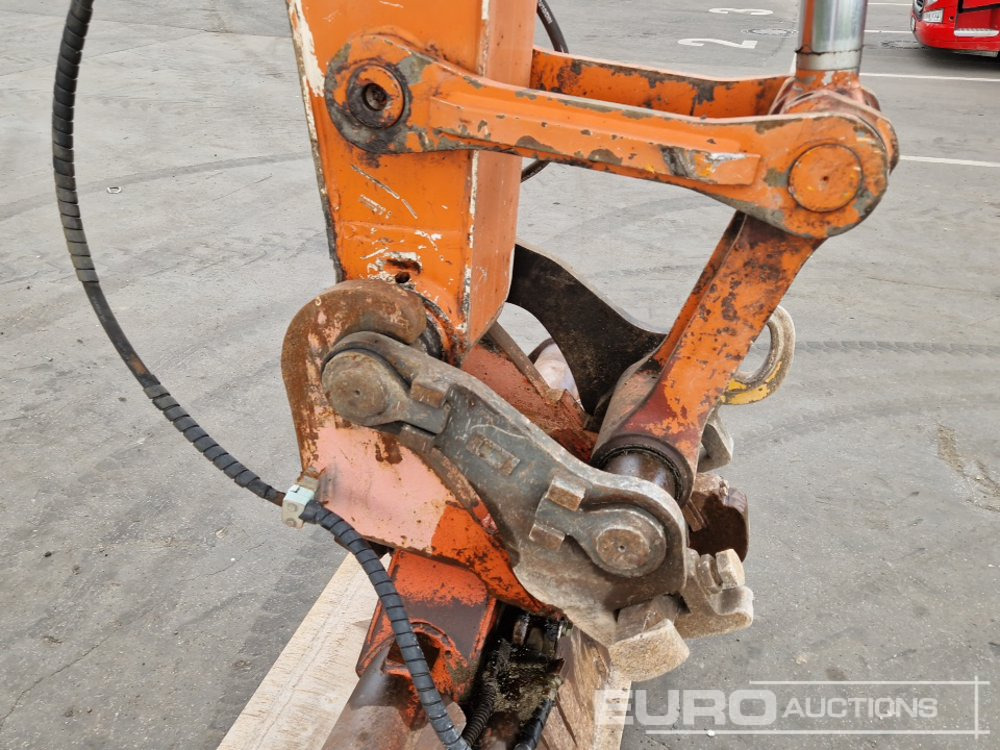 Wheel excavator Hitachi ZX140W-3: picture 18