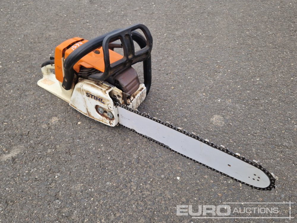 Stihl MS260 Petrol Chansaw - Construction equipment: picture 4 Stihl MS260 Petrol Chansaw - Construction equipment: picture 4