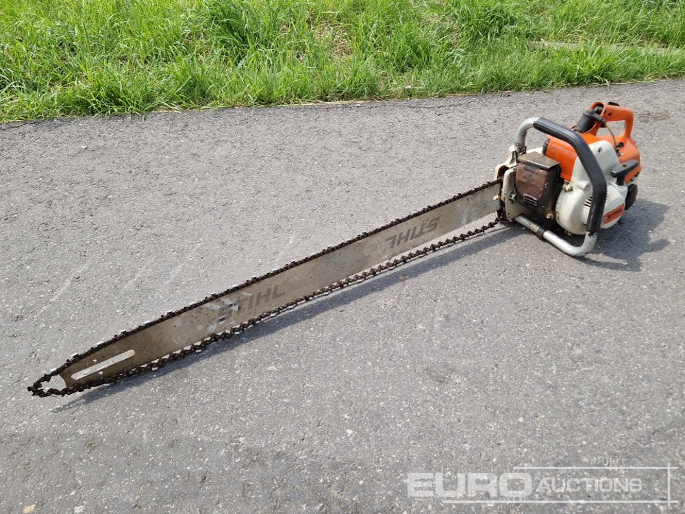 Stihl Petrol Chainsaw - Construction equipment: picture 1 Stihl Petrol Chainsaw - Construction equipment: picture 1