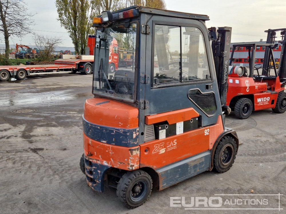 Toyota 7FBMF25 - Forklift: picture 4 Toyota 7FBMF25 - Forklift: picture 4