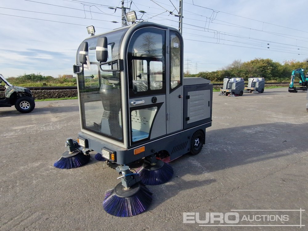 Unused 2025 Kaster S.2000 - Road sweeper: picture 1 Unused 2025 Kaster S.2000 - Road sweeper: picture 1