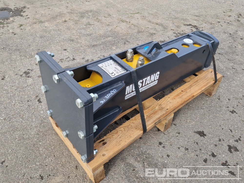 Unused Mustang HM152 - Hydraulic hammer: picture 3 Unused Mustang HM152 - Hydraulic hammer: picture 3