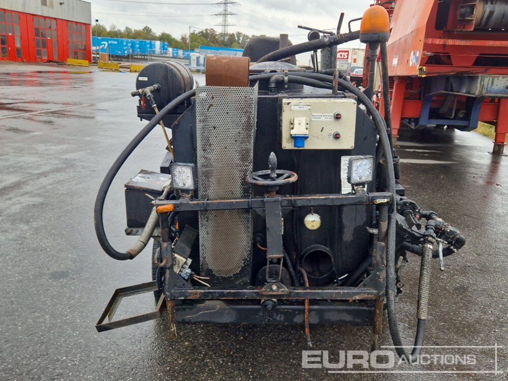 Weiro Ride-On Bitumen Sprayer Machine - Asphalt machine: picture 4 Weiro Ride-On Bitumen Sprayer Machine - Asphalt machine: picture 4