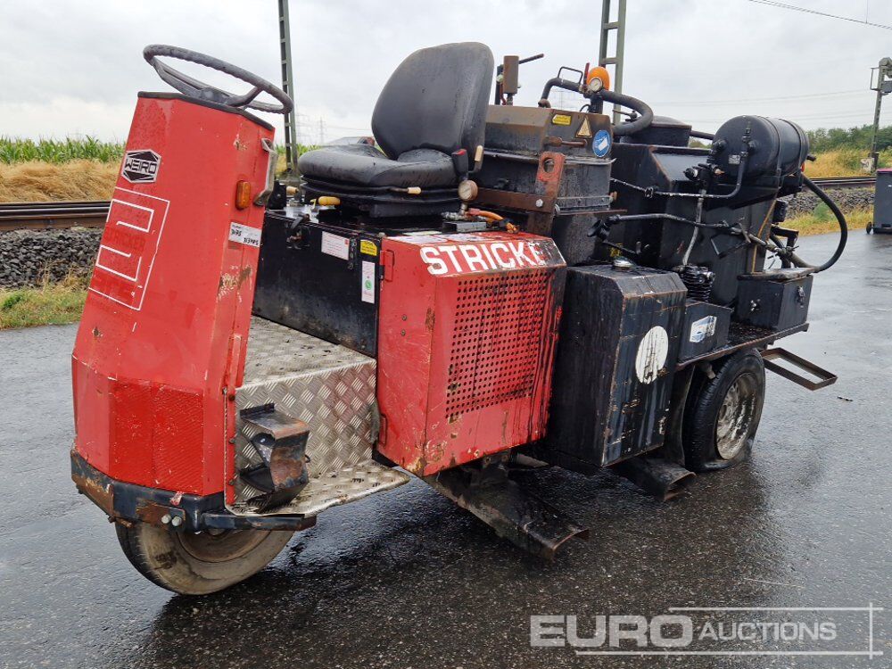 Weiro Ride-On Bitumen Sprayer Machine - Asphalt machine: picture 1 Weiro Ride-On Bitumen Sprayer Machine - Asphalt machine: picture 1