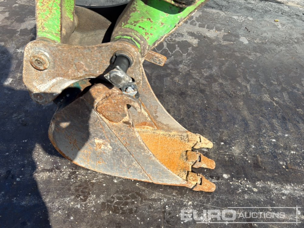 Mini excavator 2011 Yanmar ViO33-U: picture 29