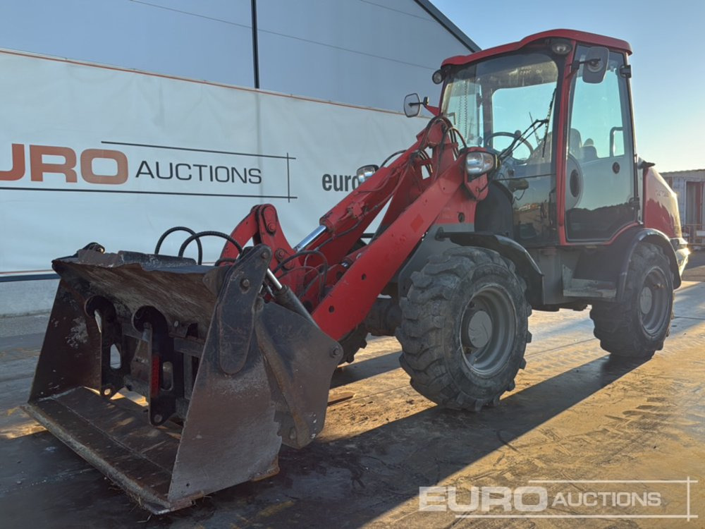 2013 JCB 406 B - Wheel loader: picture 1 2013 JCB 406 B - Wheel loader: picture 1