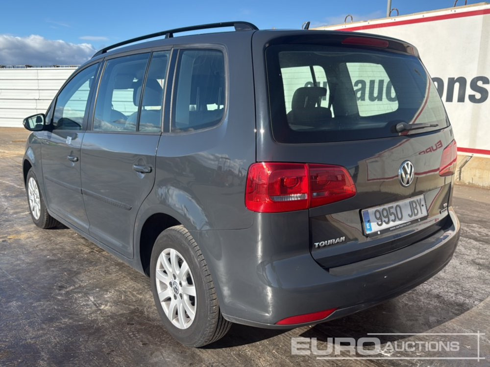 2014 Volkswagen Touran - Car: picture 3 2014 Volkswagen Touran - Car: picture 3