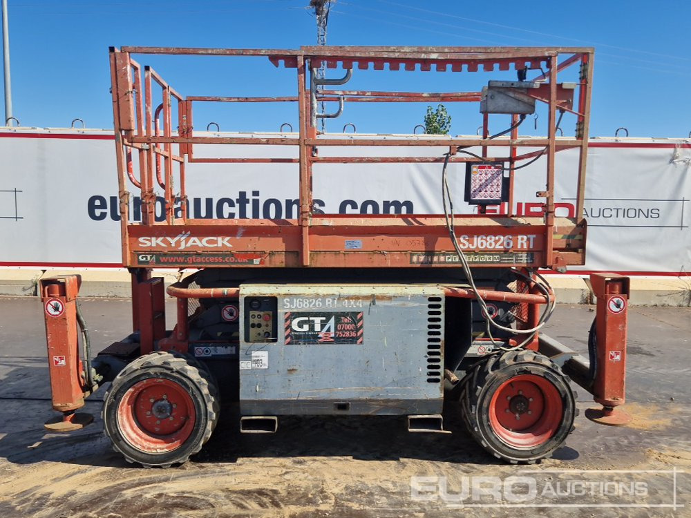 2015 SkyJack SJ6826RT - Aerial platform: picture 2 2015 SkyJack SJ6826RT - Aerial platform: picture 2
