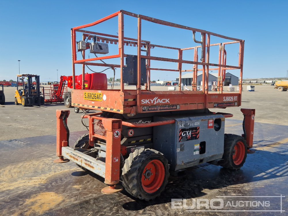 2015 SkyJack SJ6826RT - Aerial platform: picture 5 2015 SkyJack SJ6826RT - Aerial platform: picture 5