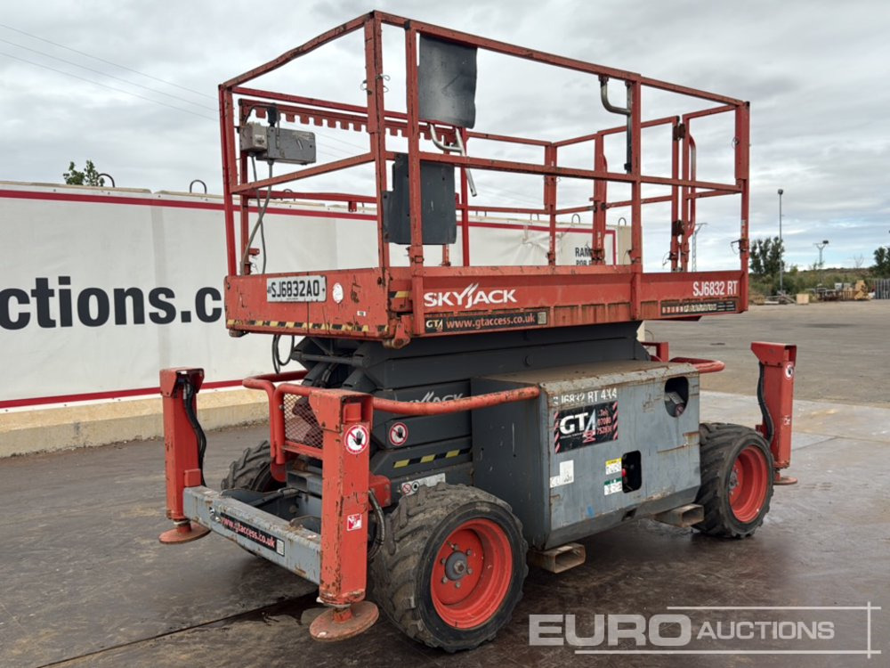 2015 SkyJack SJ6832RT - Aerial platform: picture 1 2015 SkyJack SJ6832RT - Aerial platform: picture 1