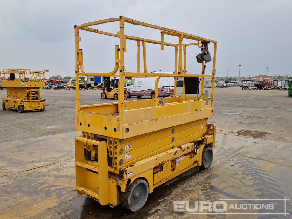 2016 Haulotte Compact 10N - Aerial platform: picture 5 2016 Haulotte Compact 10N - Aerial platform: picture 5