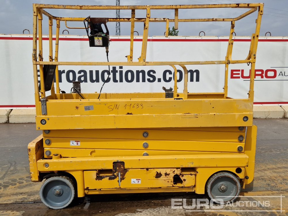 2016 Haulotte Compact 10N - Aerial platform: picture 2 2016 Haulotte Compact 10N - Aerial platform: picture 2