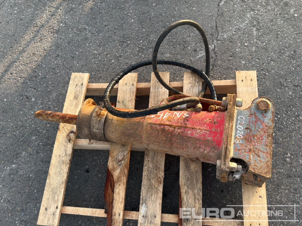 Montabert SC12 - Hydraulic hammer: picture 5 Montabert SC12 - Hydraulic hammer: picture 5