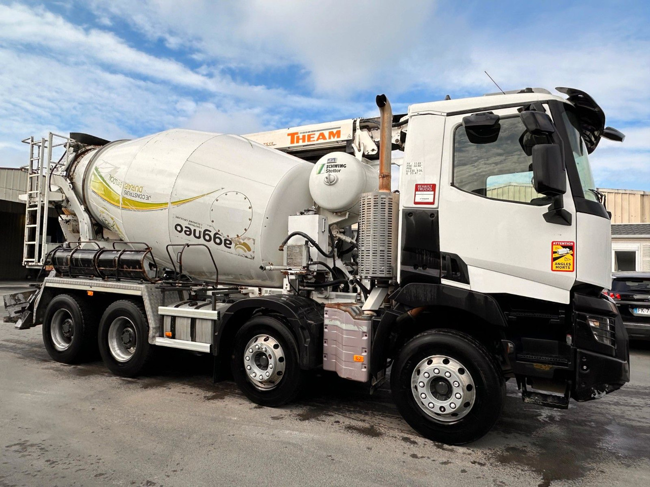 Renault C380 - Concrete mixer truck: picture 2 Renault C380 - Concrete mixer truck: picture 2