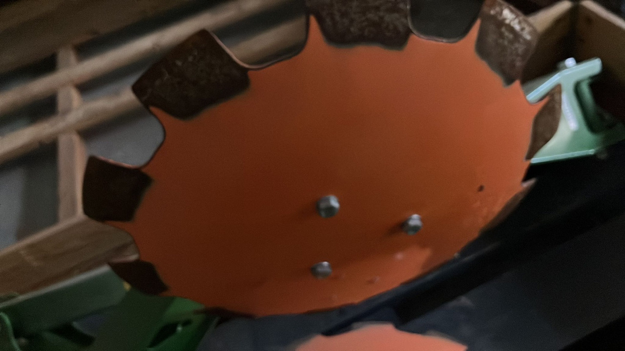 Amazone Fahrgassenmarkierung Cataya - Soil tillage equipment: picture 3 Amazone Fahrgassenmarkierung Cataya - Soil tillage equipment: picture 3