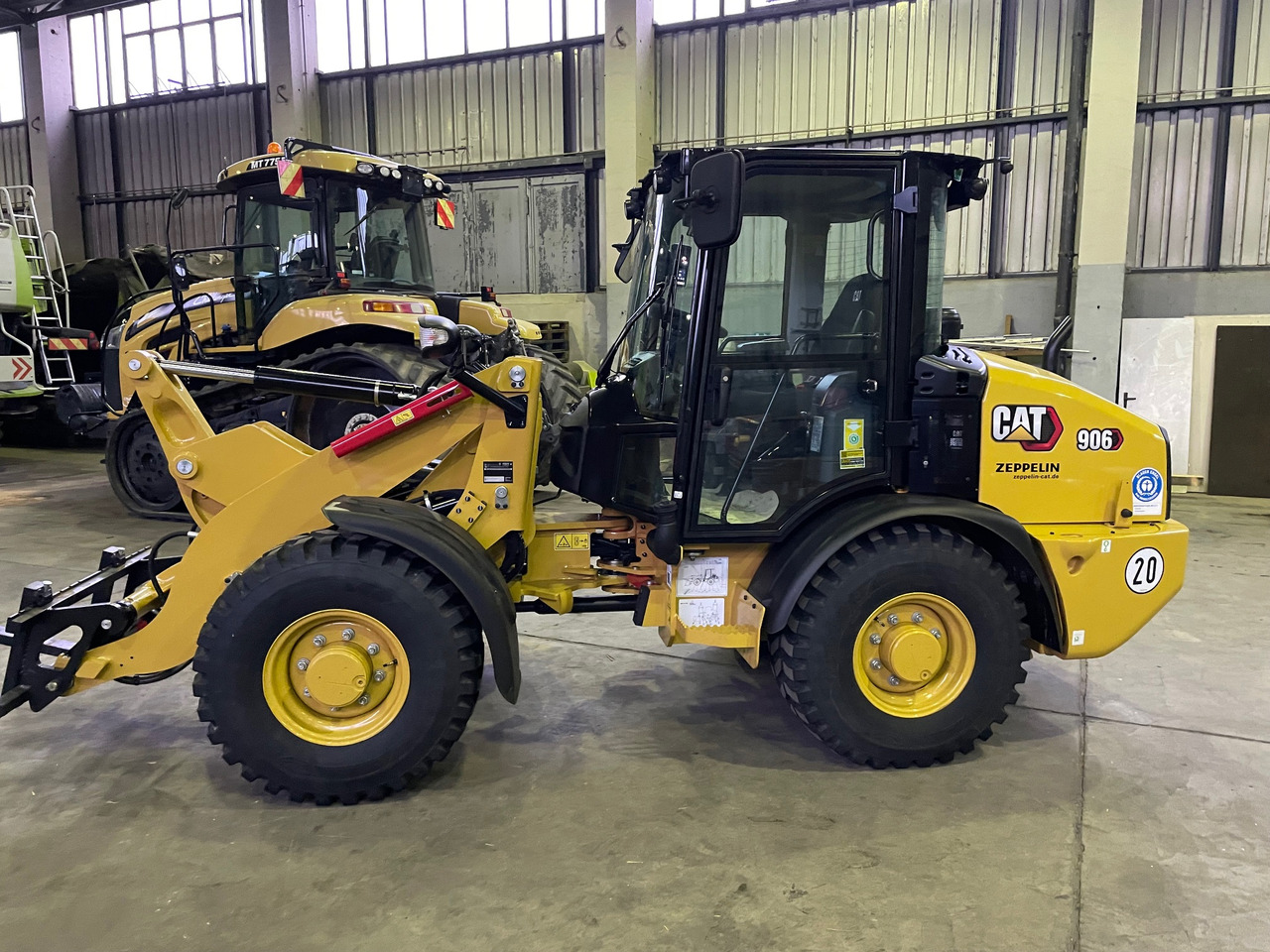 Caterpillar 906 - Wheel loader: picture 1 Caterpillar 906 - Wheel loader: picture 1