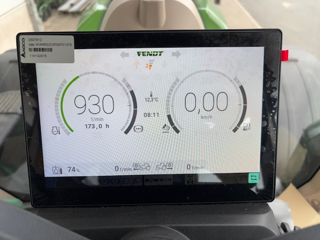 Fendt 618 Vario Power Setting2 - Farm tractor: picture 2 Fendt 618 Vario Power Setting2 - Farm tractor: picture 2