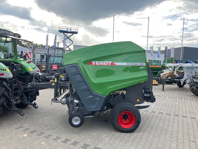 Fendt Rotana 130 F Xtra - Tedding equipment: picture 1 Fendt Rotana 130 F Xtra - Tedding equipment: picture 1