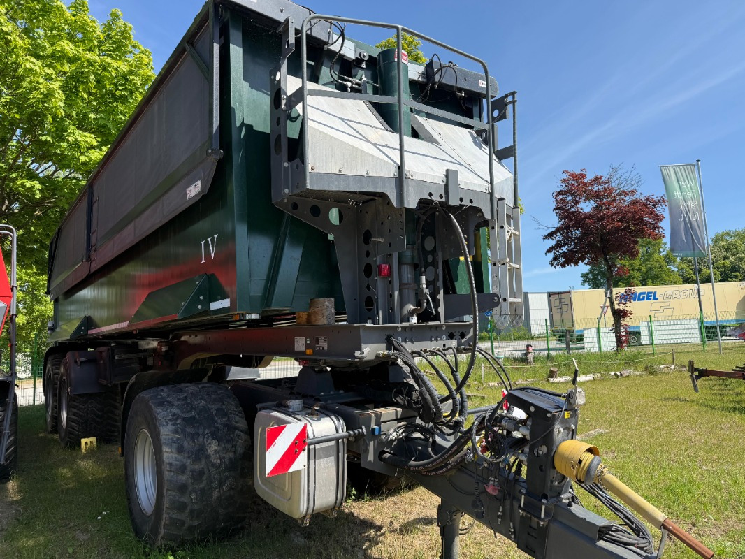Krampe ALU Kippsattel KS 950 Roadrunn - Tipper: picture 2 Krampe ALU Kippsattel KS 950 Roadrunn - Tipper: picture 2