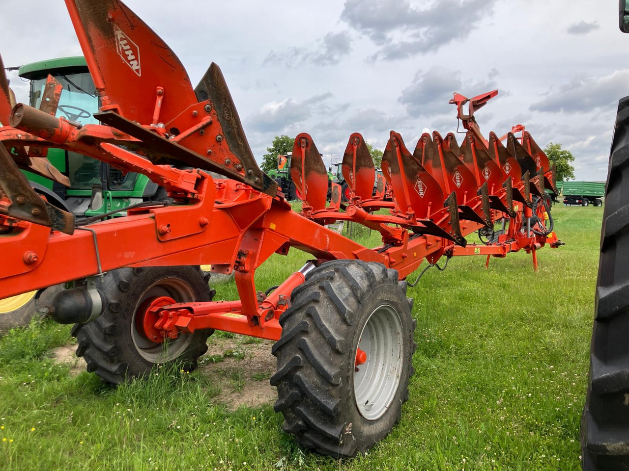 Kuhn Challenger 10-Schar Volldrehpflug - Plow: picture 4 Kuhn Challenger 10-Schar Volldrehpflug - Plow: picture 4